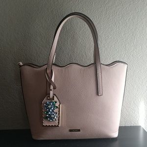 Pink Aldo tote with scalloped detail